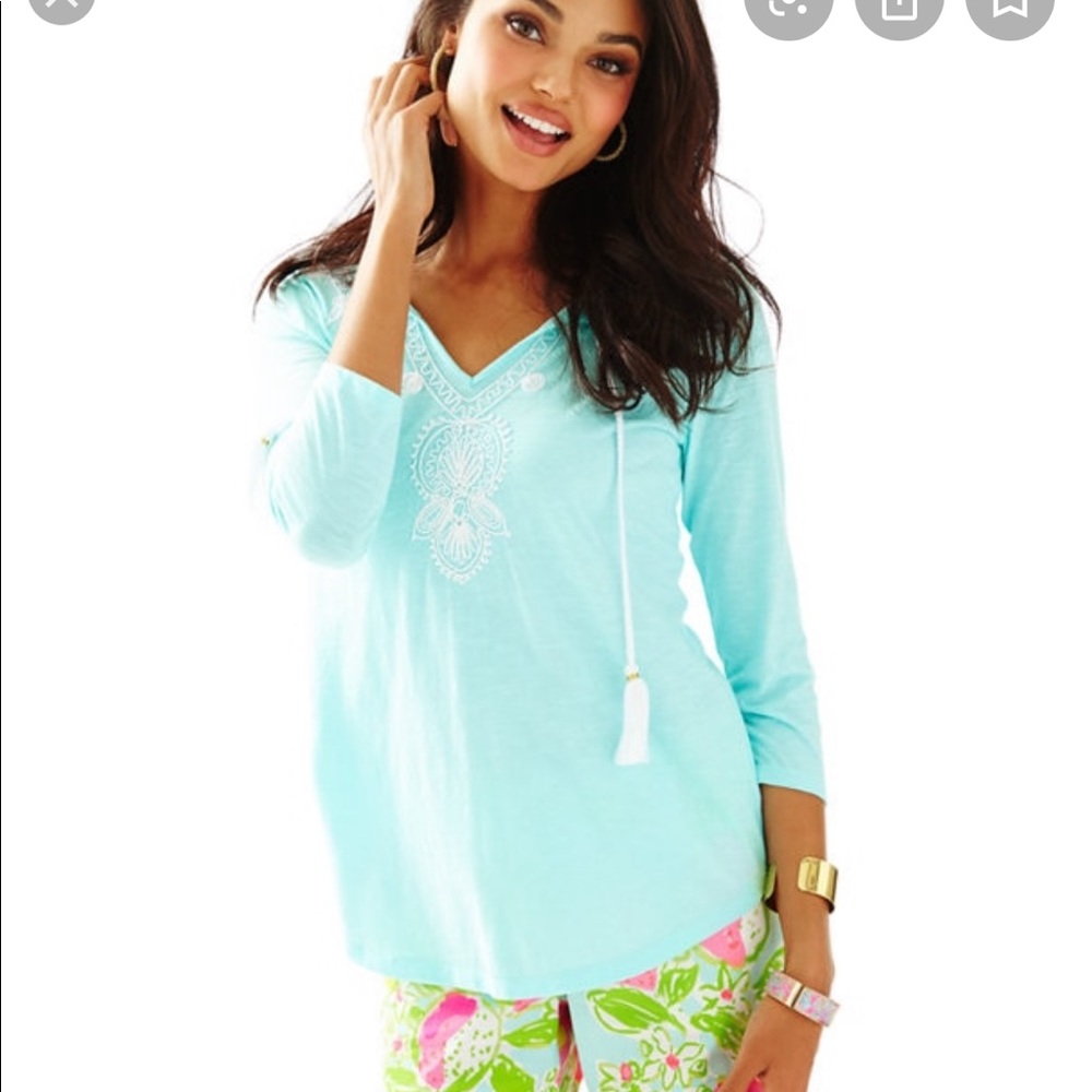 Lilly Pulitzer ✨ XL holly top